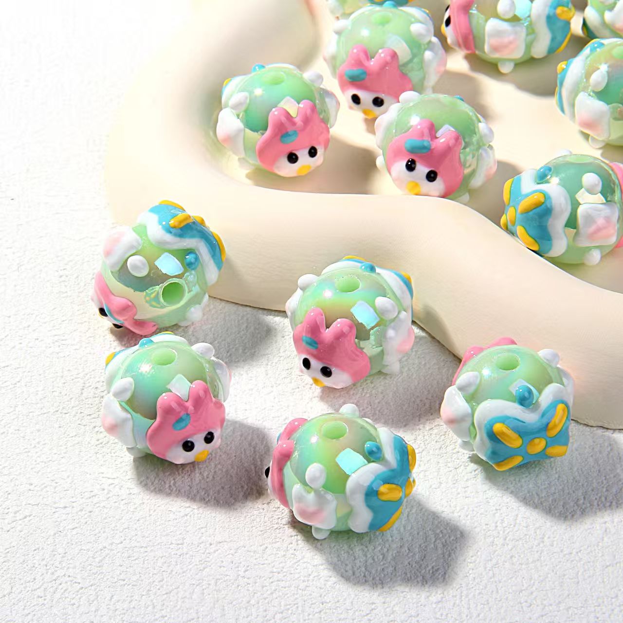 New acrylic hand-painted bead DIY bead pen, cute bead pen, mobile phone chain, heavy oil fruit hand-painted bead string, bead scatter